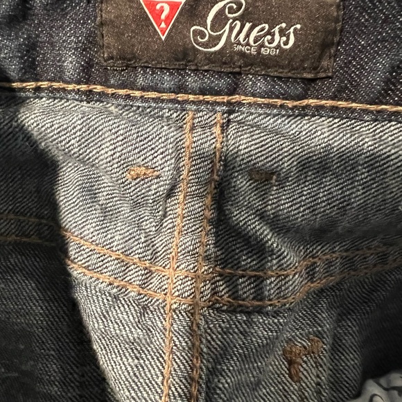 Guess Women's Mini Jean Skirt✅ - Picture 3 of 4